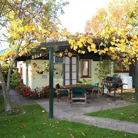 The Berry Farm Retreat Villa Hastings Bagian luar foto